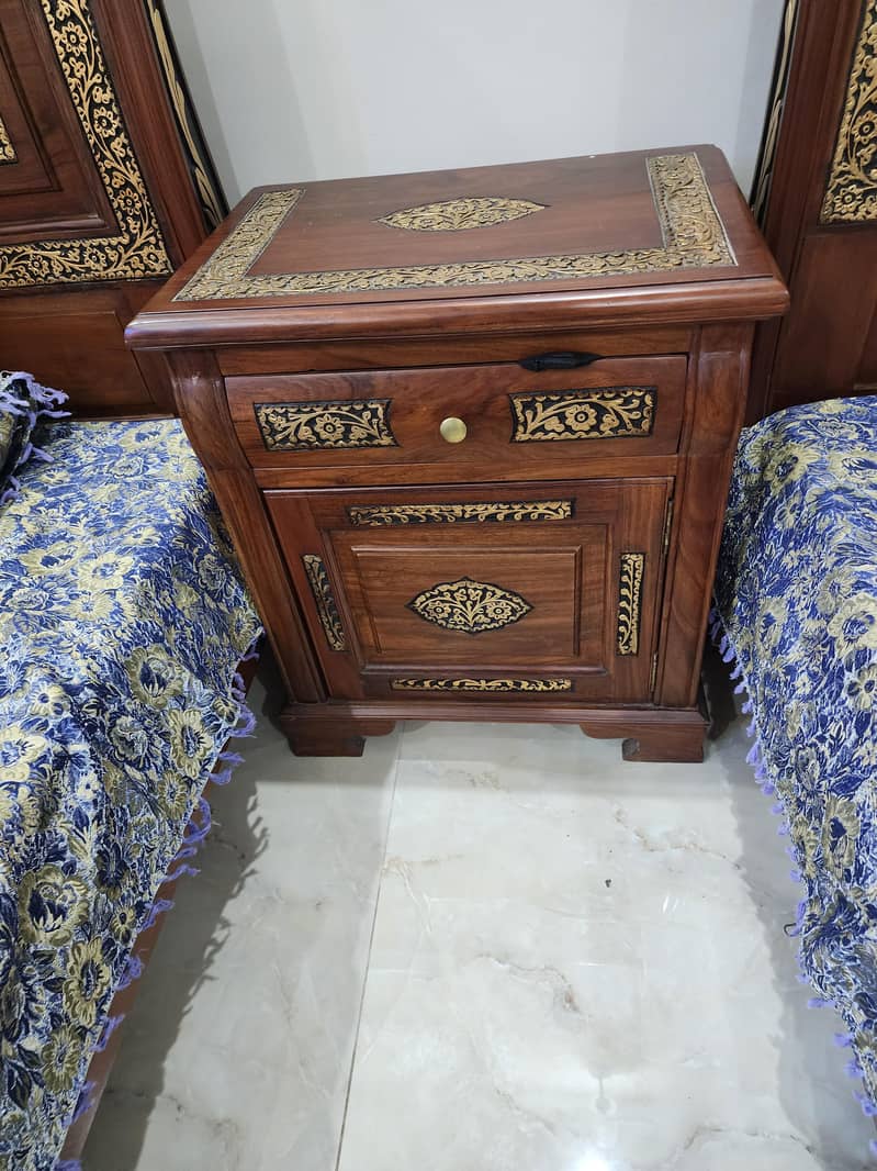 2 singl bed set 1