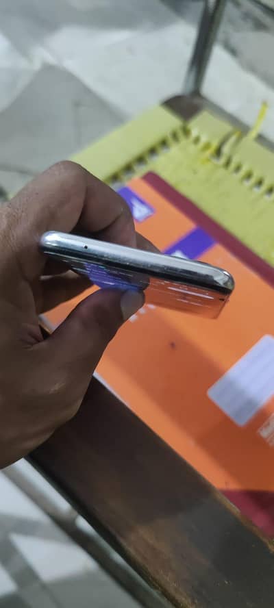OPPO Reno 5