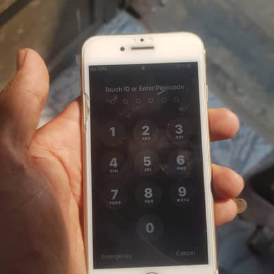 Apple iPhone 7
