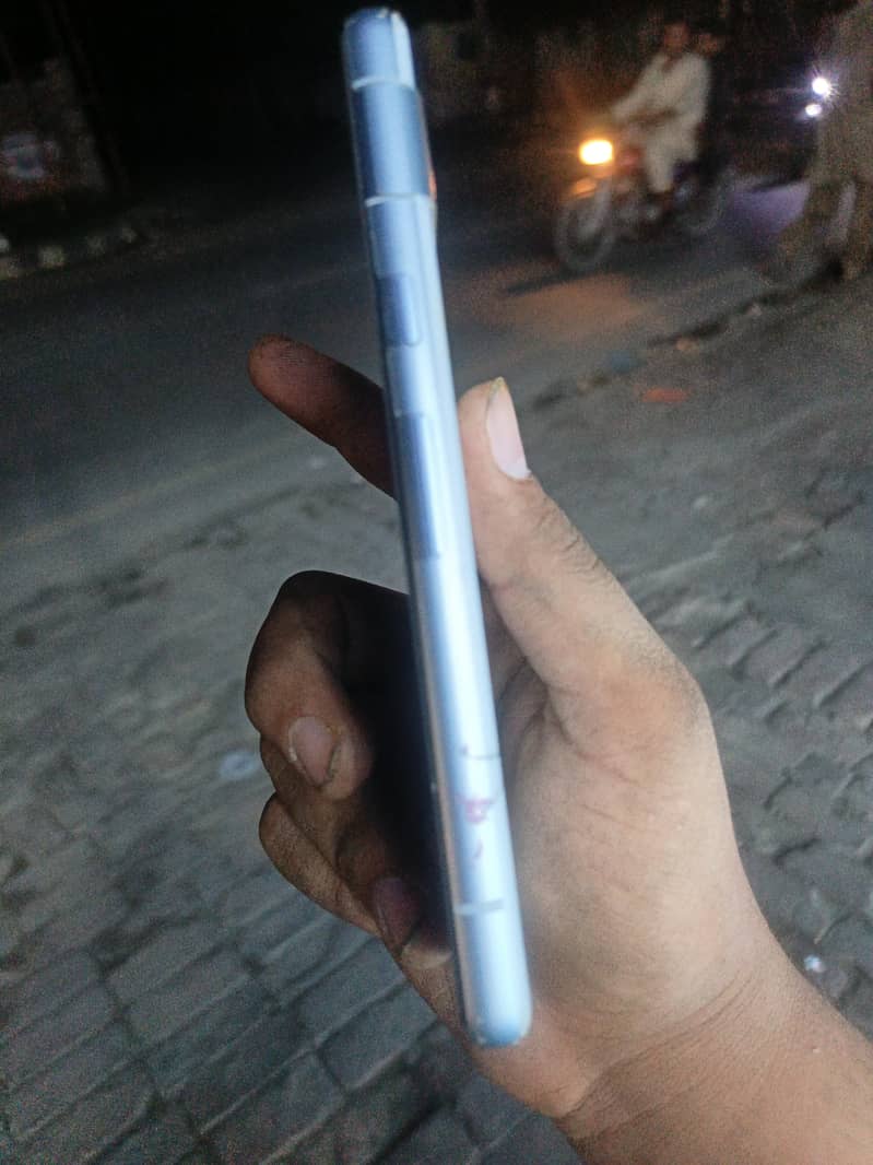 Google Pixel 7a 1