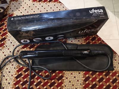 branded new hair straightener