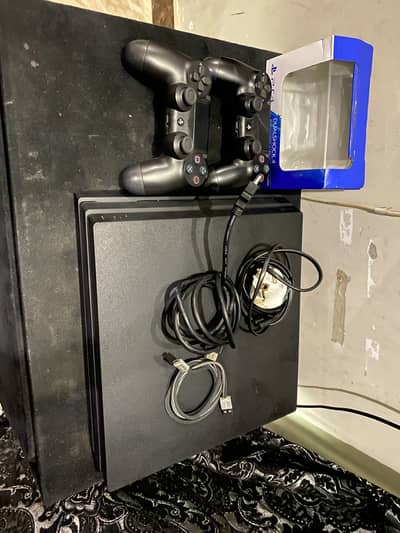 Ps4 pro 1 tb with 2 orginal controllers
