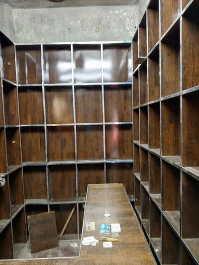 office racks and table new condition