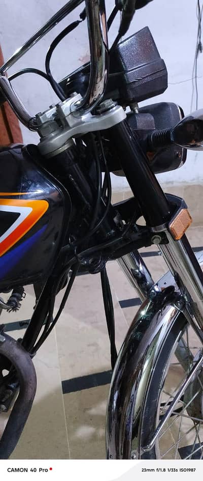 honda cd 125 conditions bilkul saf 1 hath ke chale huye hai 2018