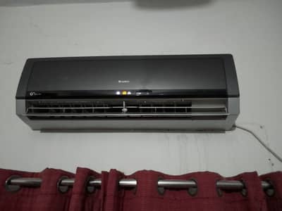 Gree AC one ton