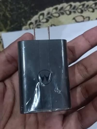 Motorola Edge 2025, Original Adapter 68Watt + Original Cable 15 Watt