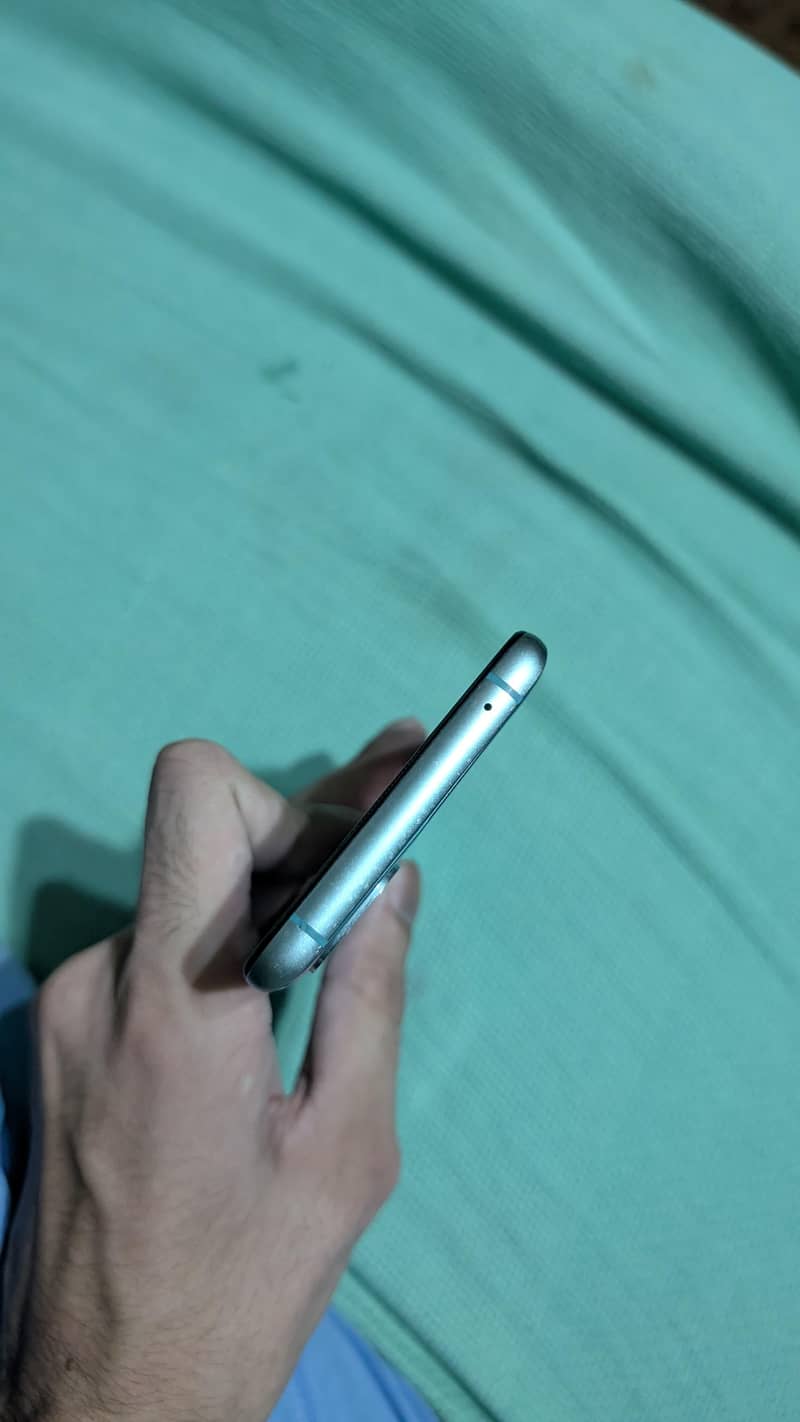 One Plus 8T 5