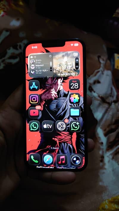 Apple iPhone 13