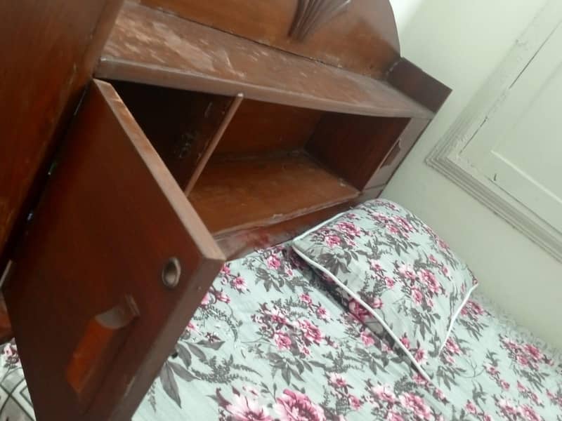 DOUBLE BED GOOD CONDITION 5