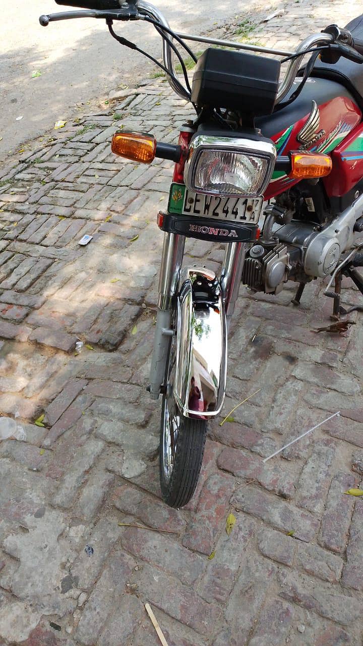 CD 70 1