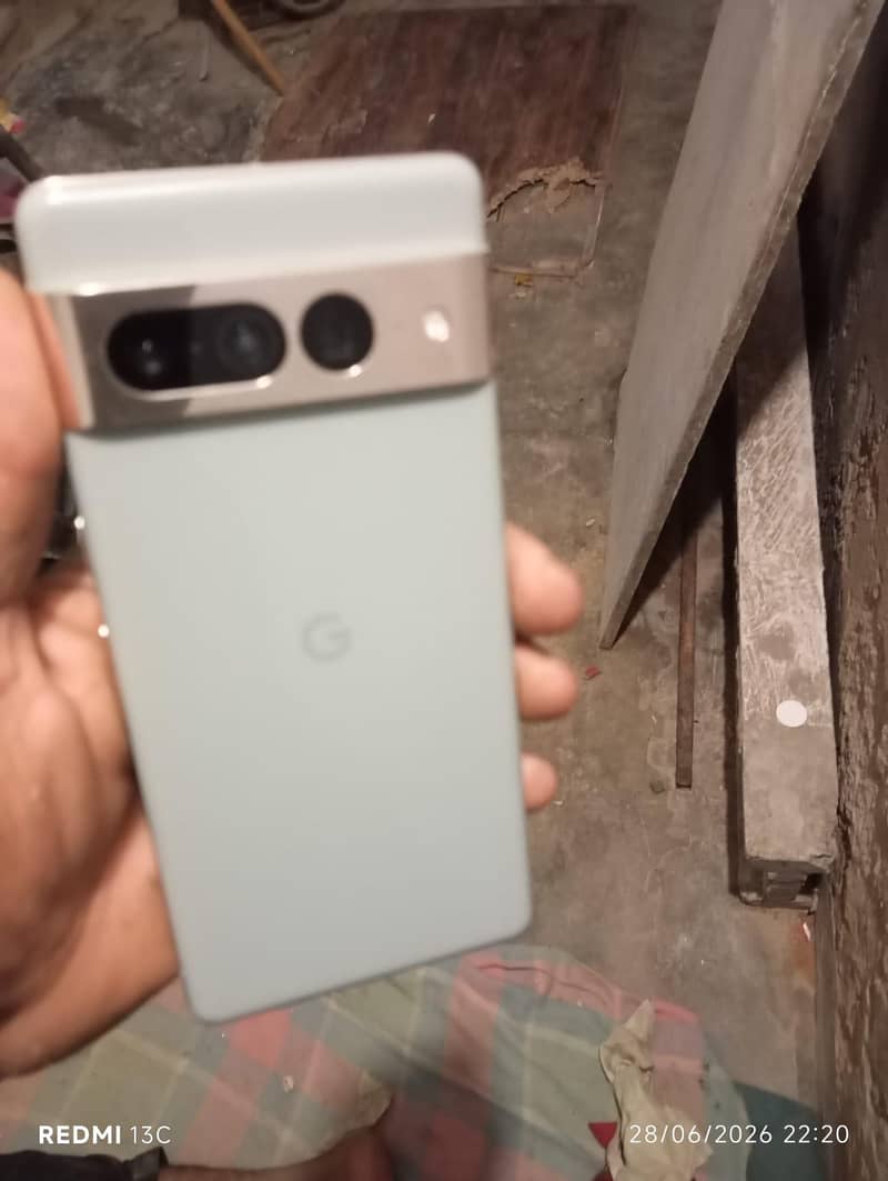 Google Pixel 7 Pro 6