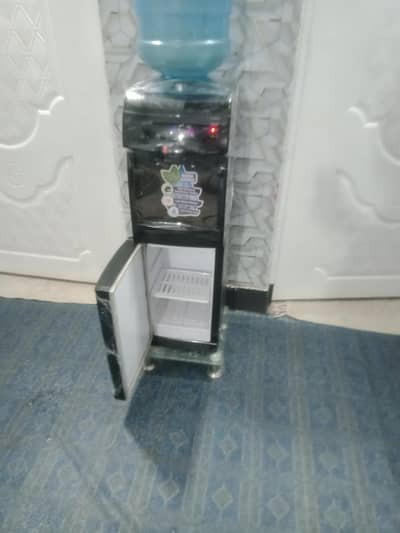 water despensir orient compny
