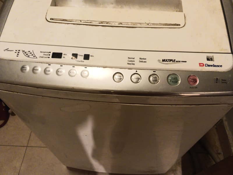 Dawlance Automatic Washing Machine 1