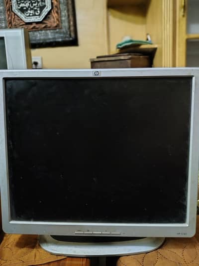 Hp 1740 Monitor 17 inches