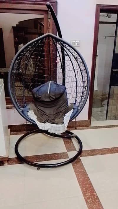 jhula available now condition 10 by 10