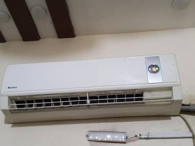 1.5 Ton Ac sada ha condition ok ha