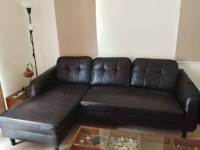 4-Seater L-Shape Sofa – Excellent Condition | Modern & Comfortable. .