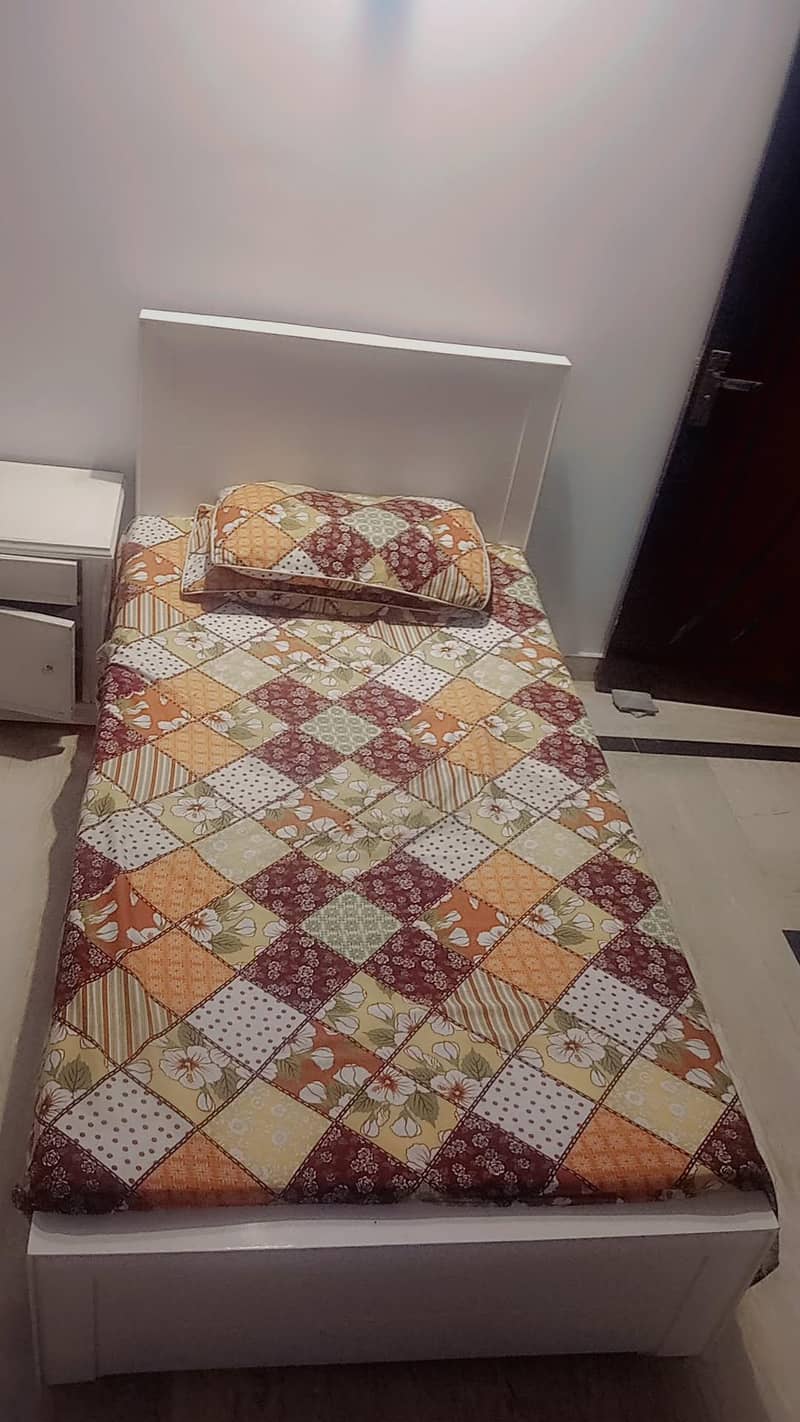 single bed fresh condition 3