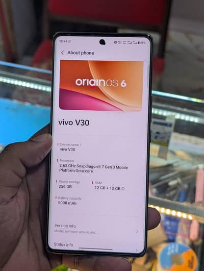 Vivo V30