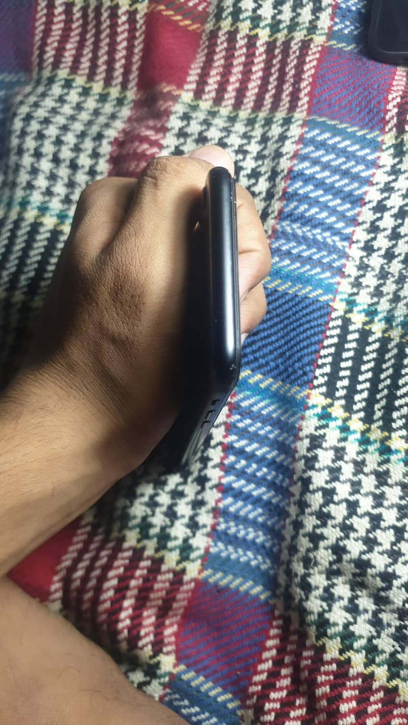 Apple iPhone 7 4