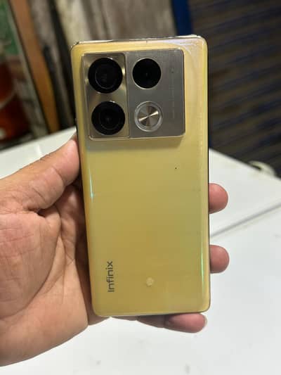 Infinix Note 40 Pro