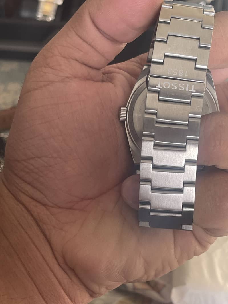 Automatic watches 16