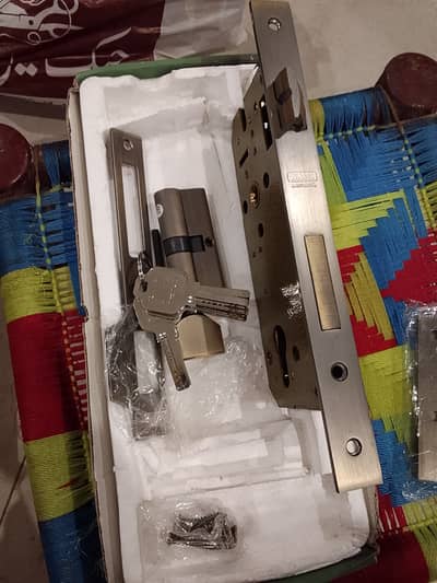 Khas Door Lock Machine & Yale Door Viewer