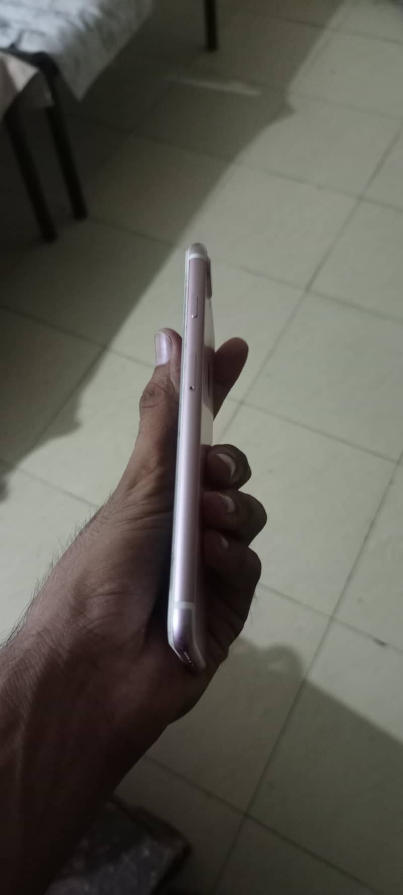 Apple iPhone 7 Plus 2