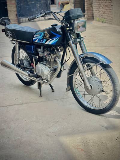 Honda cg 125 up for sale