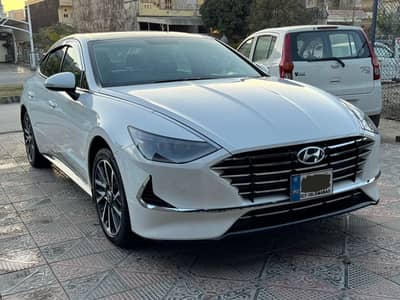 Hyundai Sonata 2.0 December 2021