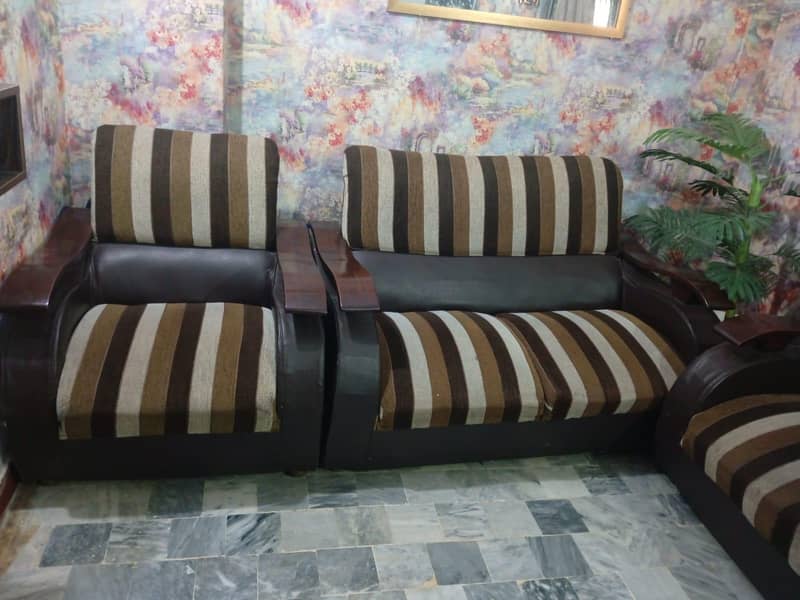 7 seaters sofa 2