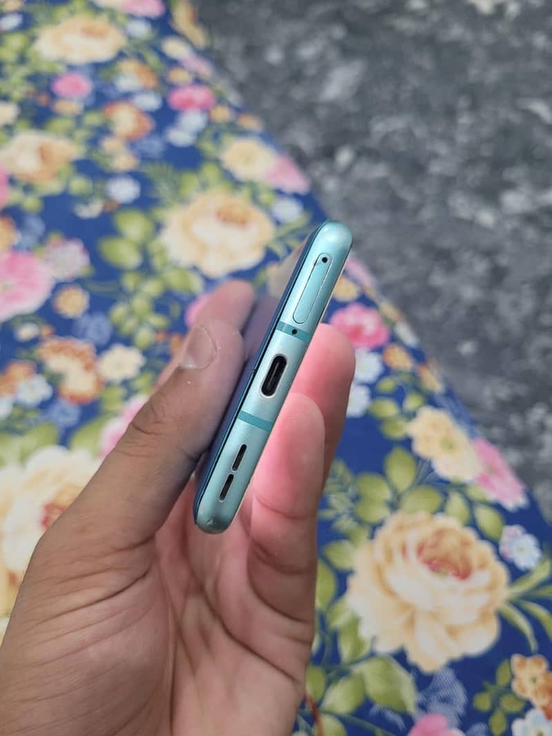One Plus 8 4