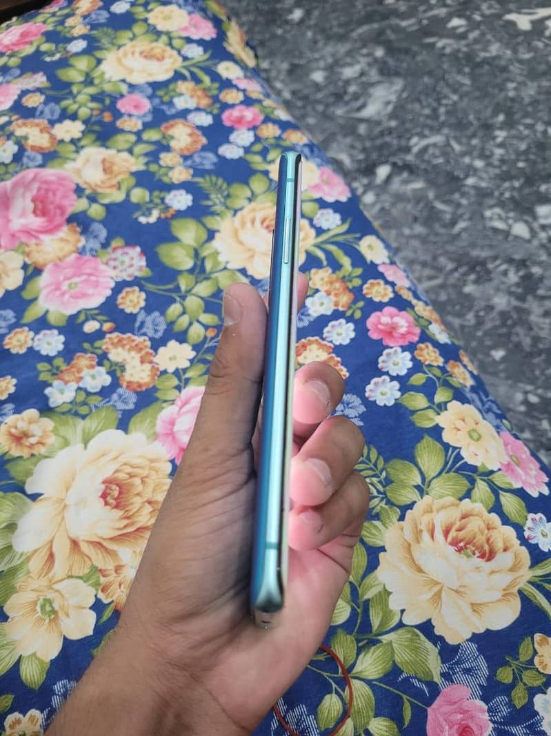 One Plus 8 6