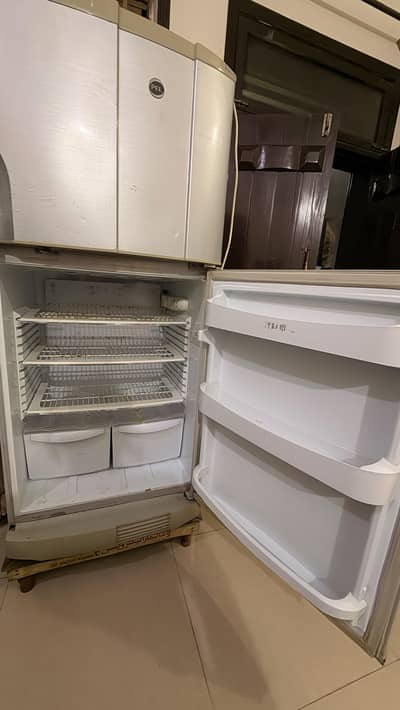 Pel Refrigerator is (in best condition) for sale