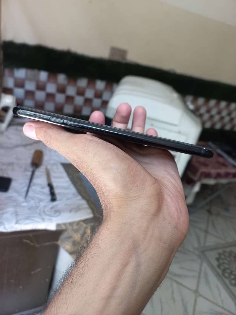 Apple iPhone 7 Plus 0