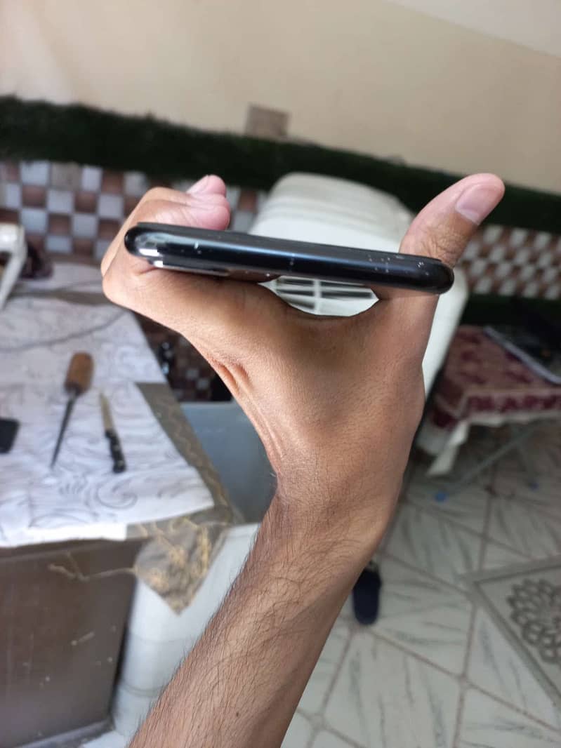Apple iPhone 7 Plus 6