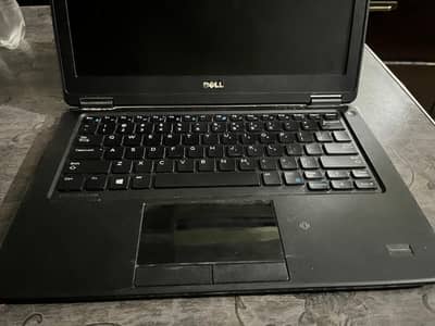Dell Laptop Good condition 8/128 SSD