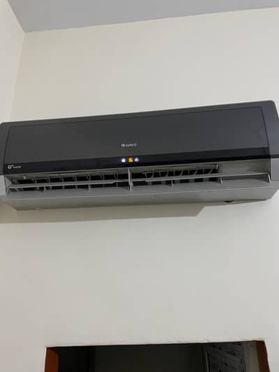 Gree inverter 1.5 ton AC