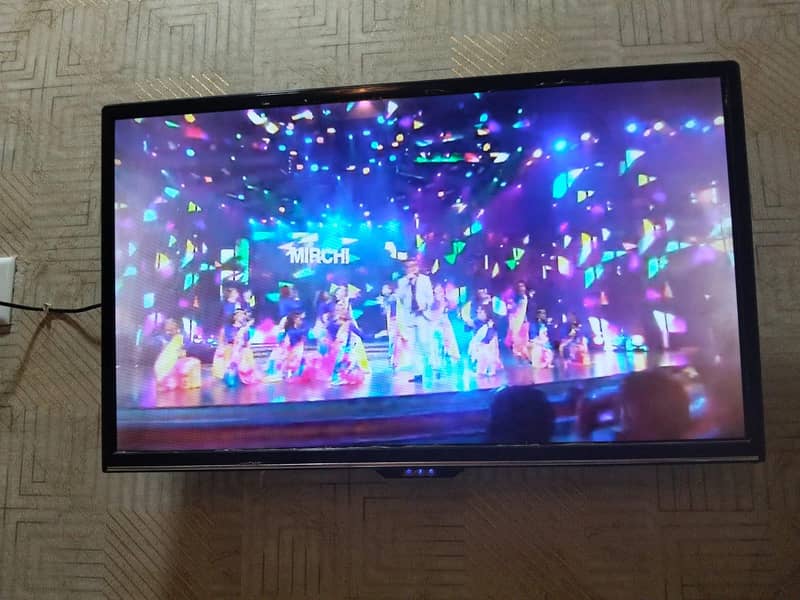 LED android tv 0