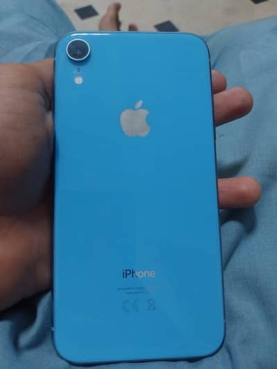 Apple iPhone XR