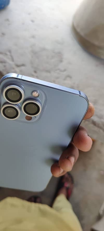 03104753719 call Apple iPhone 13 Pro Max 256 gb totally jniun phone