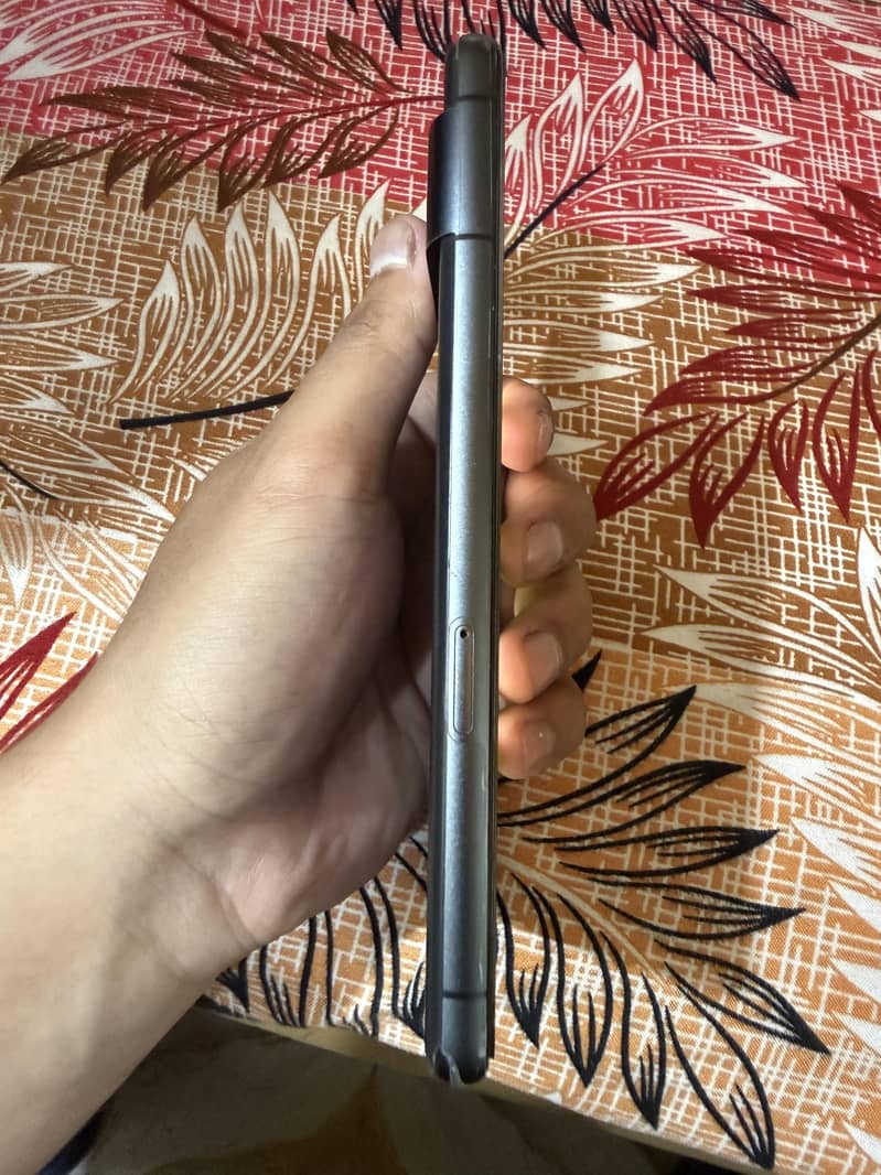 Google Pixel 7 4