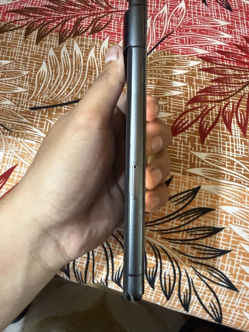 Google Pixel 7 5