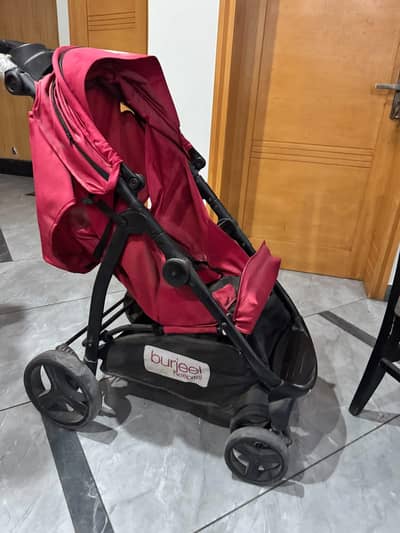 I m selling pram baby double sets