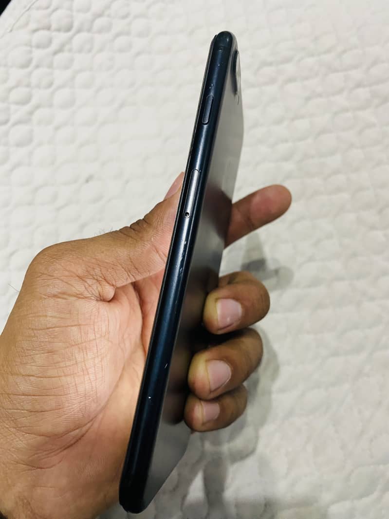 Apple iPhone 7 Plus 7