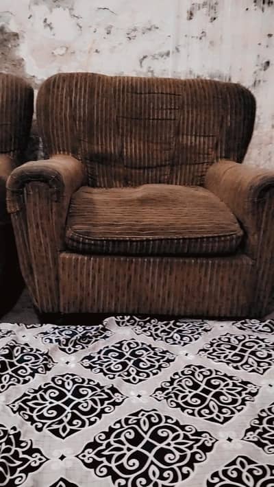 Wooden single seater sofa 2 pice