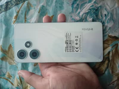 Infinix Hot 30 8/128 All okay set condition 10/9.5 box available