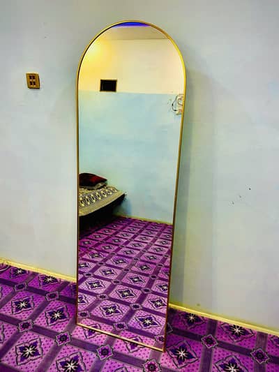 Stand Mirror 6 Feet Arjent Seal