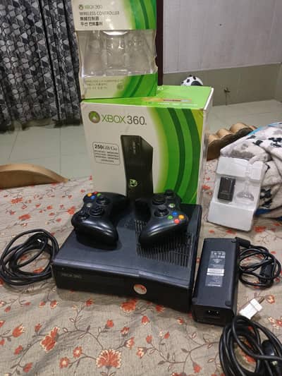 two controllers Xbox 360 on nhi ho raha or koi falt nhi ha 109 game