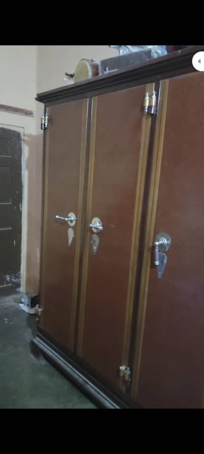 3 Door safe almari